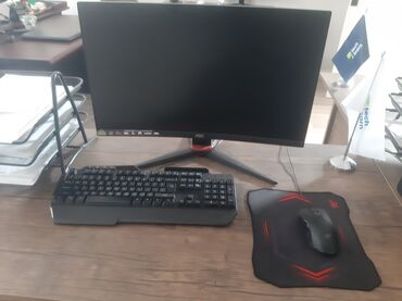 Kompüter və noutbuk aksesuarları: Oyun/ofis üçün tam kompüter seti Komponentlər: - Monitor: AOC əyri