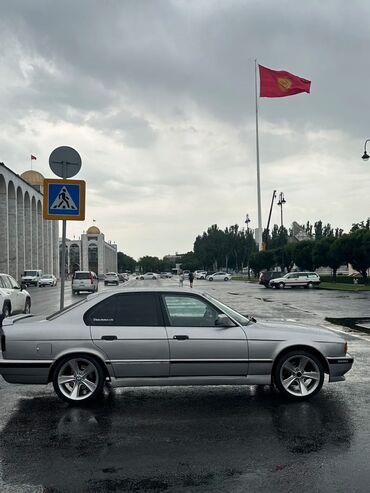жүк ташуучу унаа: Куйма Дисктер R 17 BMW, Комплект, тешиктери - 5, Колдонулган