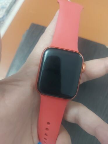 ikinci el aspirator: Apple .watch seria 6.1200 manata alinib.elim yandida satilir 380
