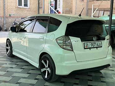 bmw 2008: Honda Fit: 2008 г., 1.5 л, Автомат, Бензин, Хэтчбэк — 3