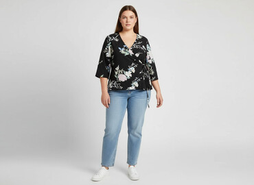 allegro marynarki damskie: F&F, Жіноча блуза, розмір 4XL
