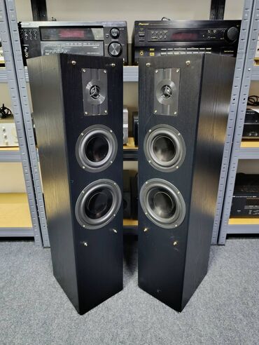 Zvučnici i stereo sistemi: SSB -405 (b) Nemacki podnostojeci zvucnici trosistemci basevi 6 — 5