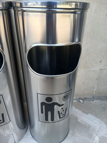 Tullantı qabları: Paslanmayan poladdan hazırlanmış bu silindrik zibil qutusu həm daxili — 3