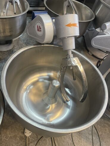 Xəmir yoğuran aparatlar: Xəmir yoğuran aparat⚙️ Zəmanətlə+Çatdırılma✅ Mesaj yazın📩 Zəng edin📞 — 8