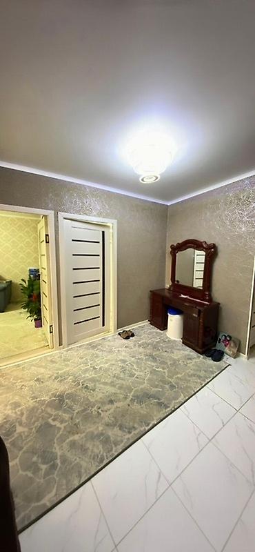 кара балтп: 3 комнаты, 56 м², 105 серия, 2 этаж, Косметический ремонт — 5
