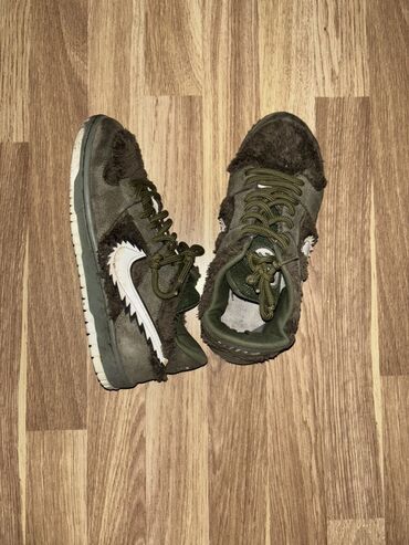 женские бирюзовые кеды: Məhsul: Yaşıl tonlarda unikal dizaynlı idman ayaqqabısı (low-top)NIKE