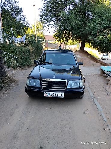 е34 4 4: Mercedes-Benz W124: 1994 г., 2.2 л, Механика, Бензин, Седан — 4