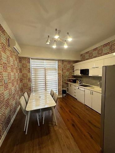 20 ci sahe ev: İcarəyə verilir 4 otaqlı yeni tikili 150 m², Ağ şəhər q. Kateqoriya — 3
