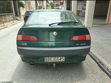 Alfa Romeo 146: 1.4 l | 1997 year 220000 km. Sedan