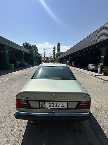 124: Mercedes-Benz W124: 1990 г., 2.3 л, Механика, Бензин, Седан — 3