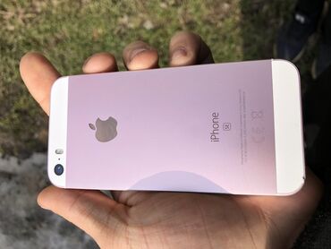 айфон теле: IPhone SE, Жаңы, 32 ГБ, Күлгүн, Заряддоочу түзүлүш, Коргоочу айнек, Кабель, 82 %