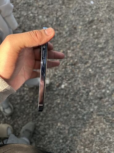 айфоны бишкек цена: IPhone 13 Pro, Колдонулган, 256 ГБ, Көгүлтүр, Заряддоочу түзүлүш, Каптама, 64 %