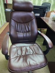 бу кресло офисное: Офисное кресло, Б/у, С колесиками, цвет - Черный, Самовывоз, Бесплатная доставка, Платная доставка