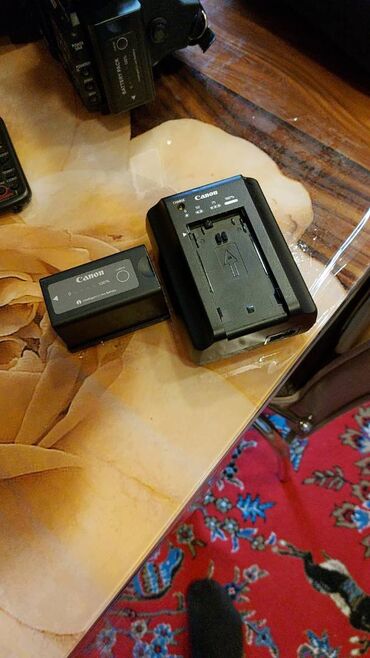 Videokameralar: Canon XF100 və aksesuarları: Əlavə tripod, Əlavə yaddaş kartları(3 -da lalafo.az — 12 Videokameralar: Canon XF100 və aksesuarları: Əlavə tripod, Əlavə yaddaş kartları(3 — 12