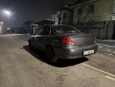 Kia: Kia Spectra: 2001 г., 1.8 л, Автомат, Бензин, Седан