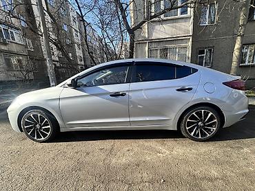 Hyundai: Hyundai Avante: 2019 г., 1.6 л, Автомат, Бензин — 3