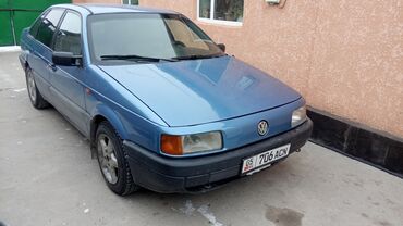 Volkswagen: Volkswagen Passat Lingyu: 1992 г., 1.8 л, Механика, Бензин, Седан