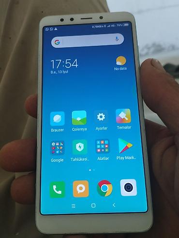 redmi 5 plus: Xiaomi Mi5, 32 GB, rəng - Mavi, 
 İki sim kartlı — 1