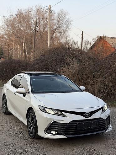 Toyota: Toyota Camry: 2022 г., 2.5 л, Автомат, Бензин, Седан — 1