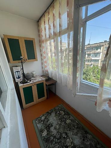 105: 3 комнаты, 62 м², Аламедин-1 мкр 105 серия, 4 этаж, Требуется ремонт — 9
