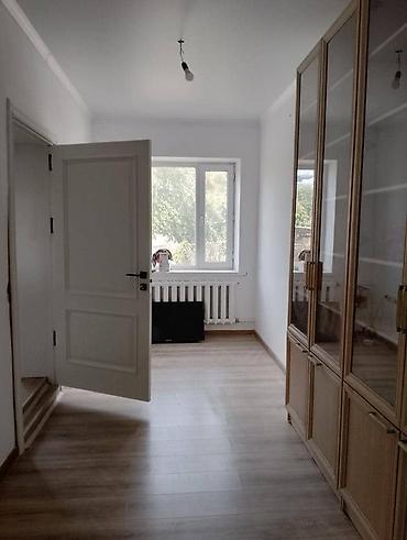 Поклейка обоев: Услуги ремонта домов квартир — 4