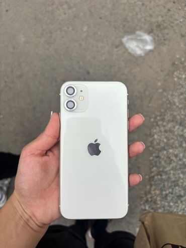 Apple iPhone: IPhone 11, Б/у