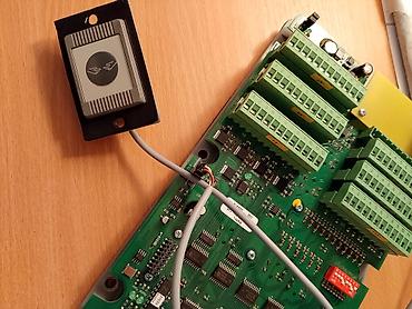 kosovka devojka goblen: HSM Electronic – upravljačka jedinica sa tastaturom i LCD ekranom + — 5
