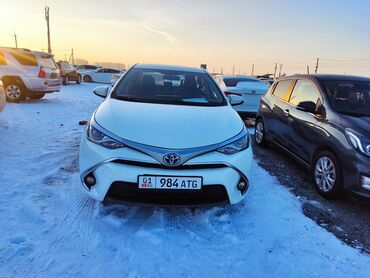 Toyota: Toyota Corolla: 2018 г., 1.8 л, Вариатор, Гибрид, Седан