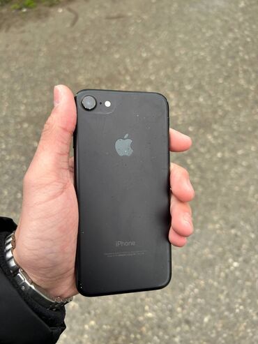 iphone 5s black: IPhone 7, 32 GB, Qara, Barmaq izi