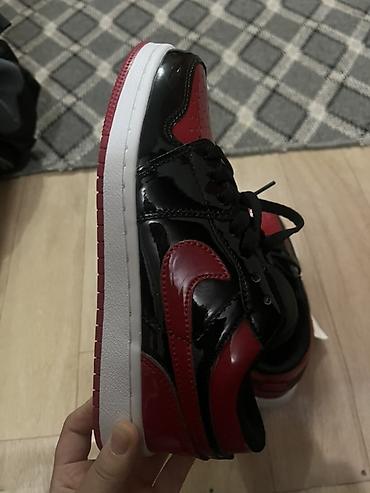 Кроссовки и спортивная обувь: Мужские кроссовки, 36, Air Jordan, Новый, цвет - Красный — 3