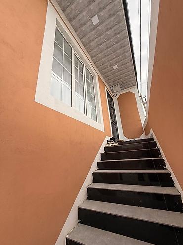 Həyət evləri və villaların satışı: Binə 6 otaqlı, 240 kv. m, Yeni təmirli — 12