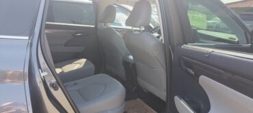 Toyota: Toyota Highlander: 2020 г., 2.5 л, Гибрид — 10
