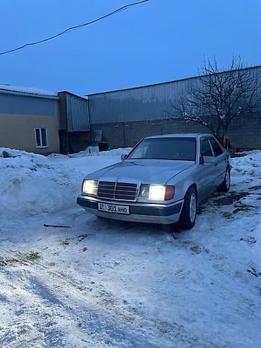 Унаа сатуу: Mercedes-Benz W124: 1993 г., 0.2 - engine capacity л, Кол менен иштөөчү, Седан — 3