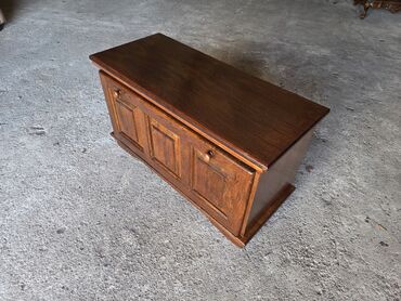 Komode: Drvena komoda/ormarić za dnevnu sobu ili hodnik - Materijal: puno — 6