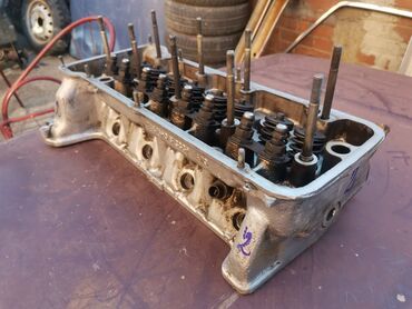 Auto delovi: Glava motor Lada 2121,21213 Niva br.2. Polovna, ocuvana. Skinuta sa — 6