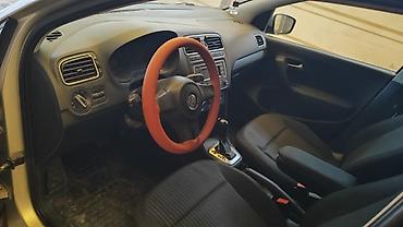 Продажа авто: Volkswagen Polo: 2010 г., 1.6 л, Автомат, Бензин, Седан — 5