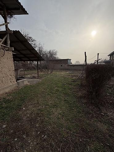 Продажа коттеджей и домов: 📍 В Сокулуке в селе (селекция) продается дом на участке 10 соток (по — 5