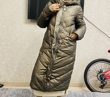 польский купальник большого размера: Пуховик, Длинная модель, С капюшоном, Стеганый, Ультралегкий, M (EU 38)