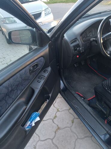 Nissan: Nissan Maxima: 1999 г., 2 л, Механика, Бензин, Универсал