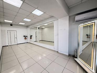 Аренда кабинетов в салонах красоты: Аренда кабинетов в салонах красоты, 30 м², Для бровиста, Для визажиста, Для лешмейкера — 3