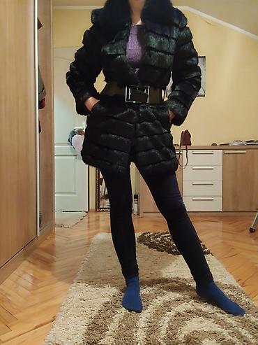 Krzneni kaputi: Ženska bunda od prirodnog krzna, crna - Materijal: spolja 100% — 3