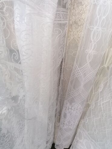 Posteljina: Singl — 3