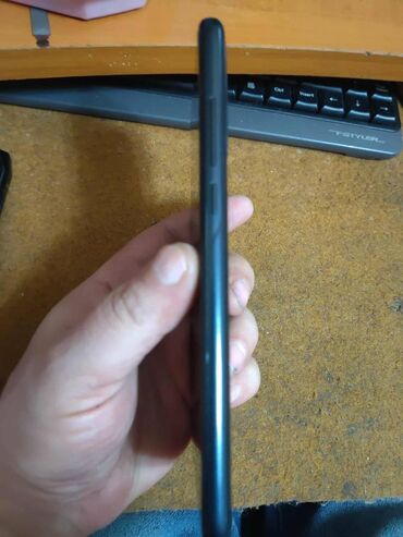 Ostali mobilni telefoni: TCL 20 SE 4/64gb. na netu po modelu mozete videti sve specifikaciju — 2