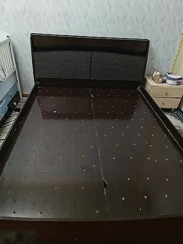 mdf panel: Ehsan. Taxt hazir sokulu vezyetde balkonda yigilib. Seliqeli — 2