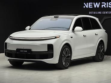 ex 6: Lixiang L8: 2025 г., 1.5 л, Автомат, Гибрид, Кроссовер — 2