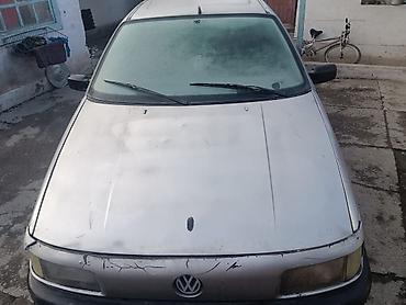 Volkswagen: Volkswagen Passat: 1989 г. — 5