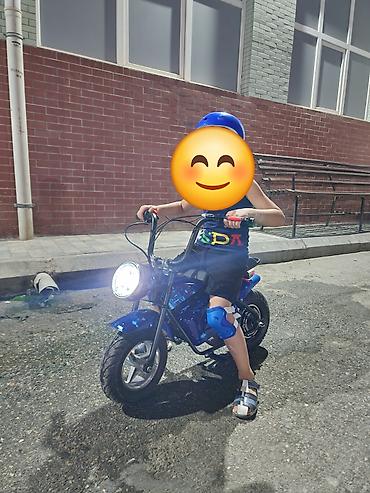 maqnit oyuncaq: Uşaq elektrik mini-motosikleti - Rəng: parlaq mavi (metallic effektli — 1