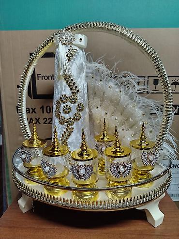 toy nişan xoncaları: Zərif bəzədilmiş nişan/xınayaxdı üçün “xonça” dəsti. - Dairəvi — 1