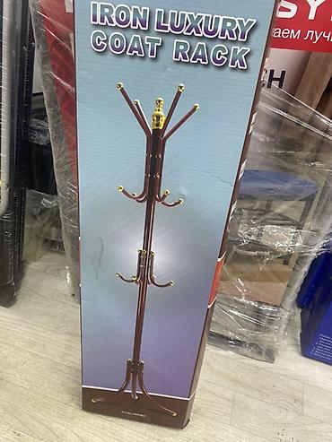 Напольная вешалка Iron Luxury Coat Rack - Материал: металл (iron). -