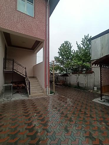 продаю дом село петропавловка: 6 комнат и более, 200 м², 5 соток, Ош, Манас-Ата мкр., Собственник — 2